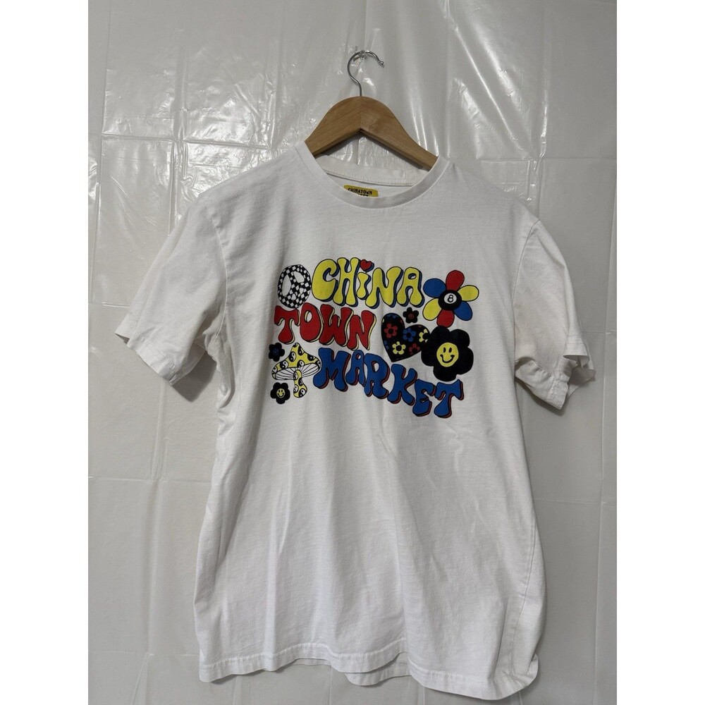 Chinatown Market T Shirt Mens M Psychedelic Smiley Flower Mushroom Graphic Tee